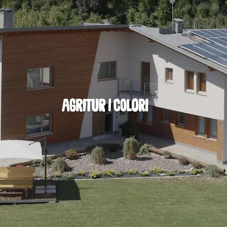 Agritur I Colori Bed & Breakfast Санзено Екстериор снимка