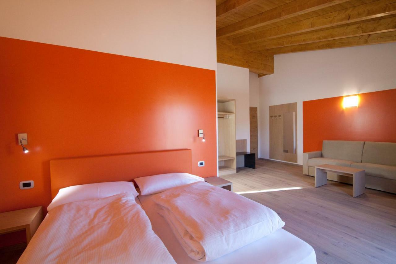 Agritur I Colori Bed & Breakfast Санзено Екстериор снимка